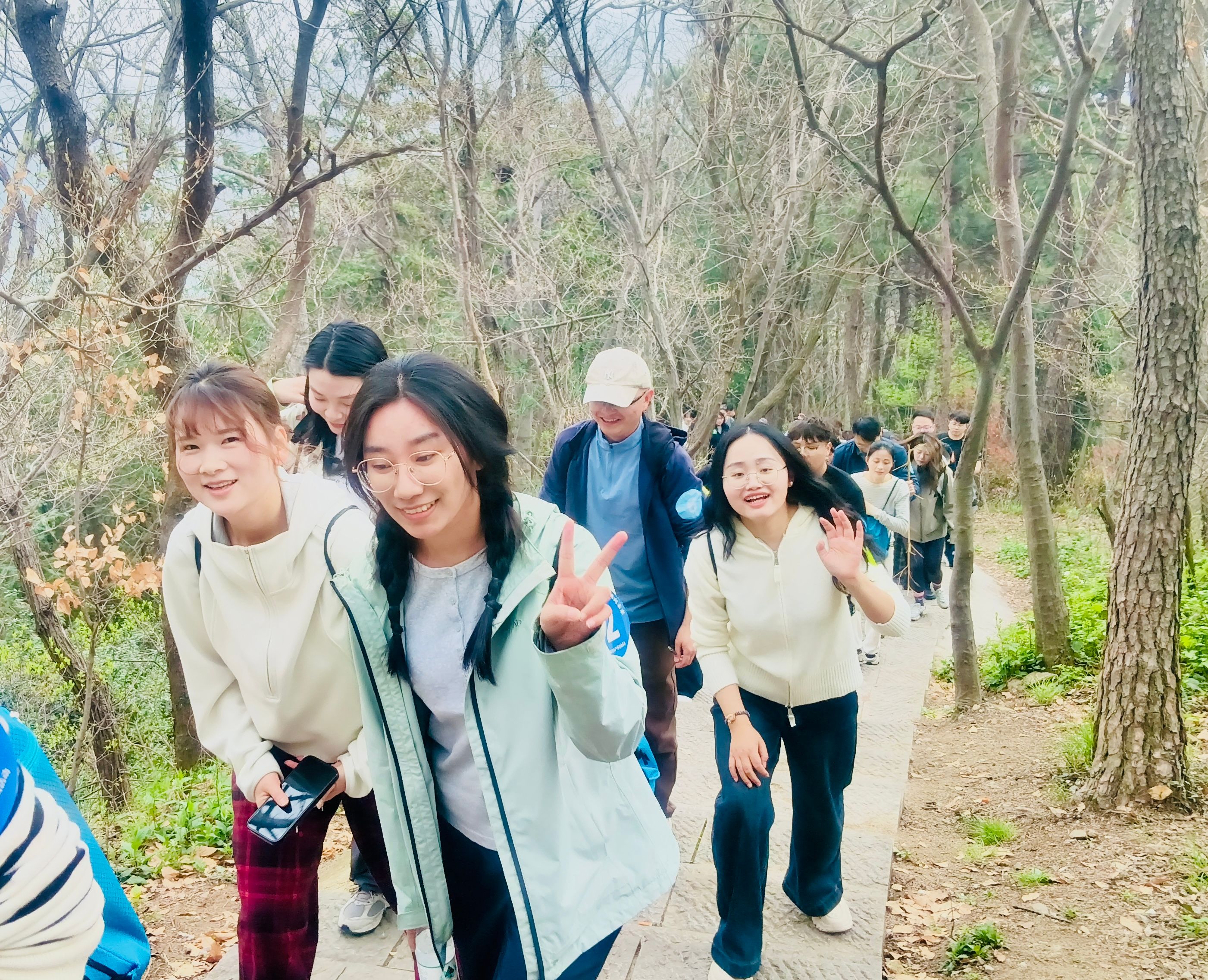 _cgi-bin_mmwebwx-bin_webwxgetmsgimg__&MsgID=1885931736896936768&skey=@crypt_812e59ca_b3c9206